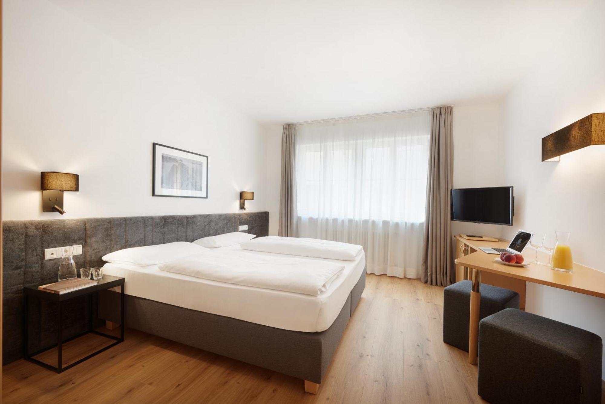 Hotel Goldene Rose بَرونيكو المظهر الخارجي الصورة