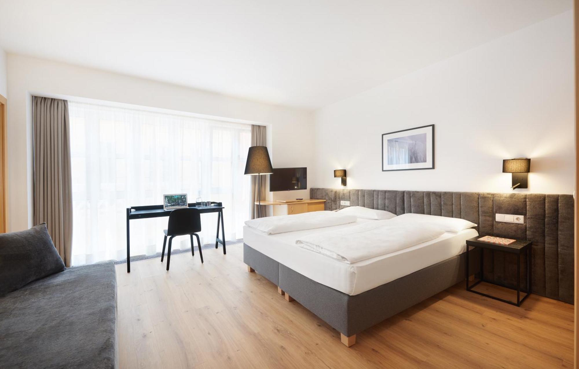 Hotel Goldene Rose بَرونيكو المظهر الخارجي الصورة